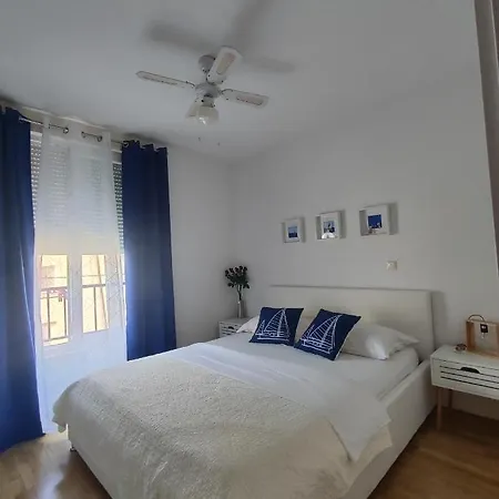 Pearl Apartment *